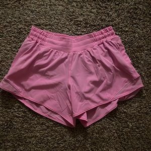 Pink Lululemon Hotty Hot LR Short 4 in. Size 8